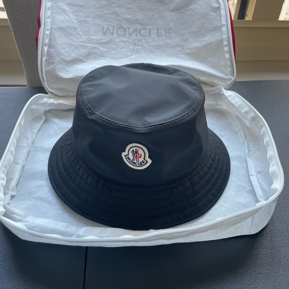 Moncler Classic Black Bucket Hat